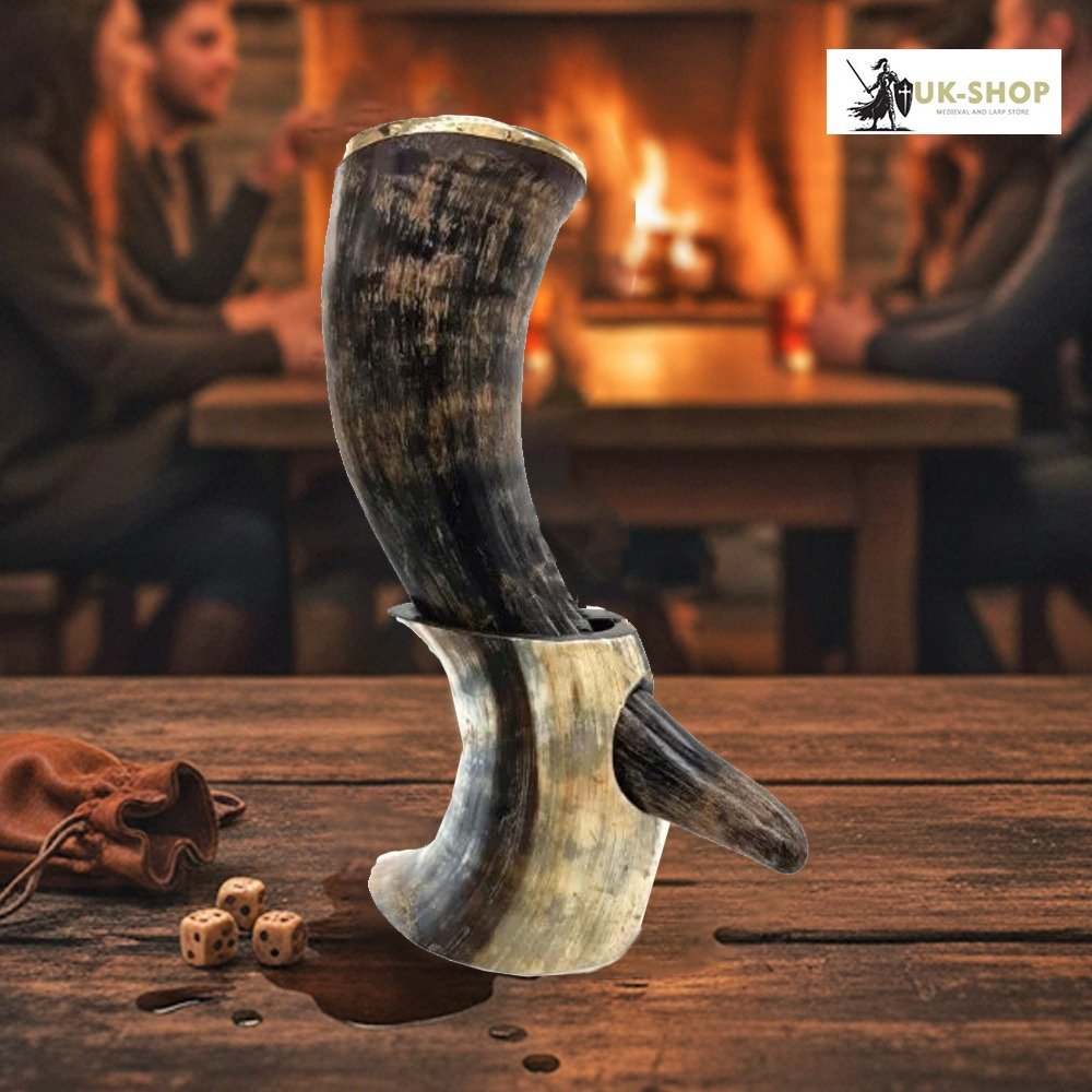 drinking horn with brass 1
