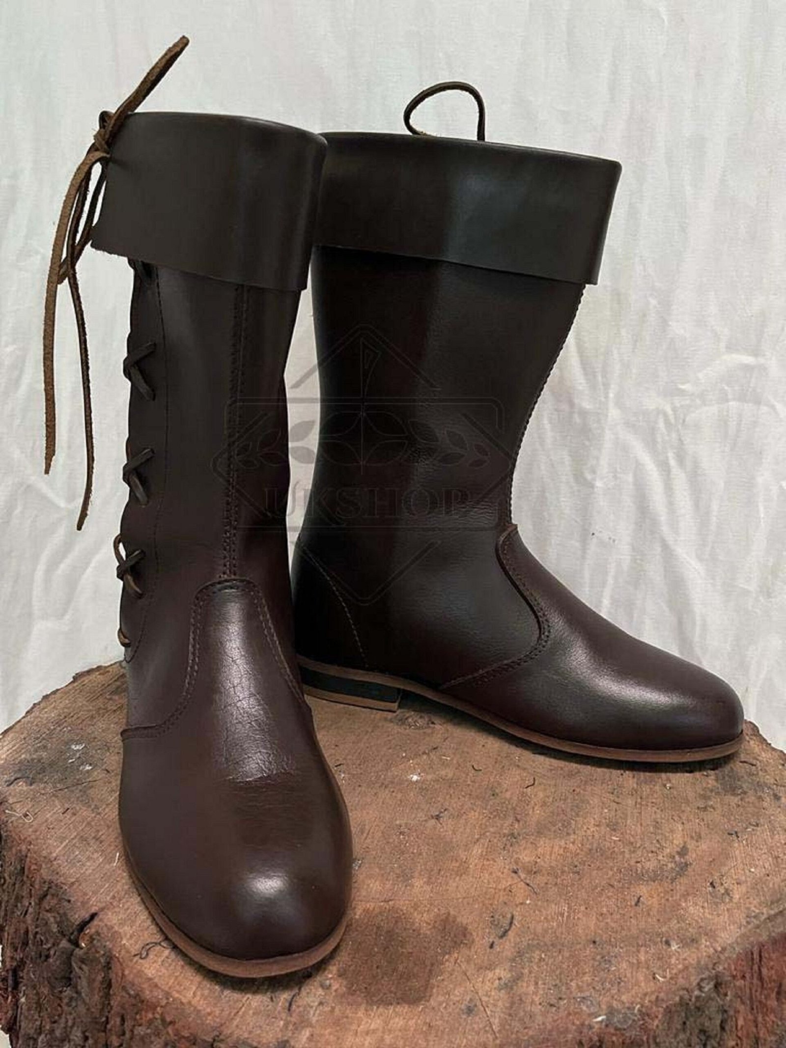 brown laces boots 1