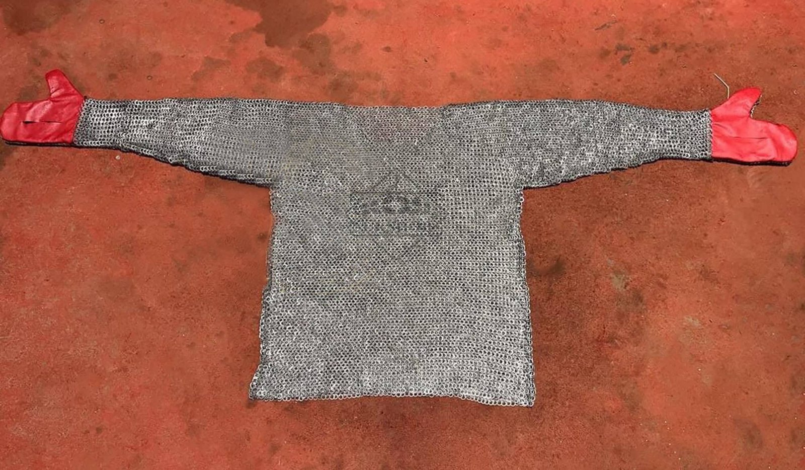 Chainmail Hauberk, Attached gloves chainmail Hauberk Long Sleeves 8mm Flat Ring Dome Riveted Medieval armor dress